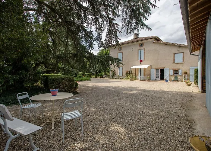 Chambres D'hotes Chez Patricia 住宿加早餐酒店 *