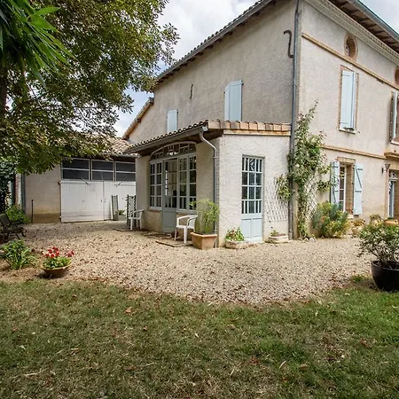 Alojamento de Acomodação e Pequeno-almoço Chambres D'hotes Chez Patricia *